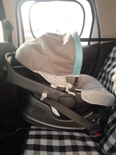 �quipements b�b� 100 Amailloux (79)