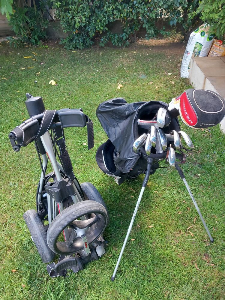 �quipements golf tr�s bon �tat 300 Le Cr�s (34)