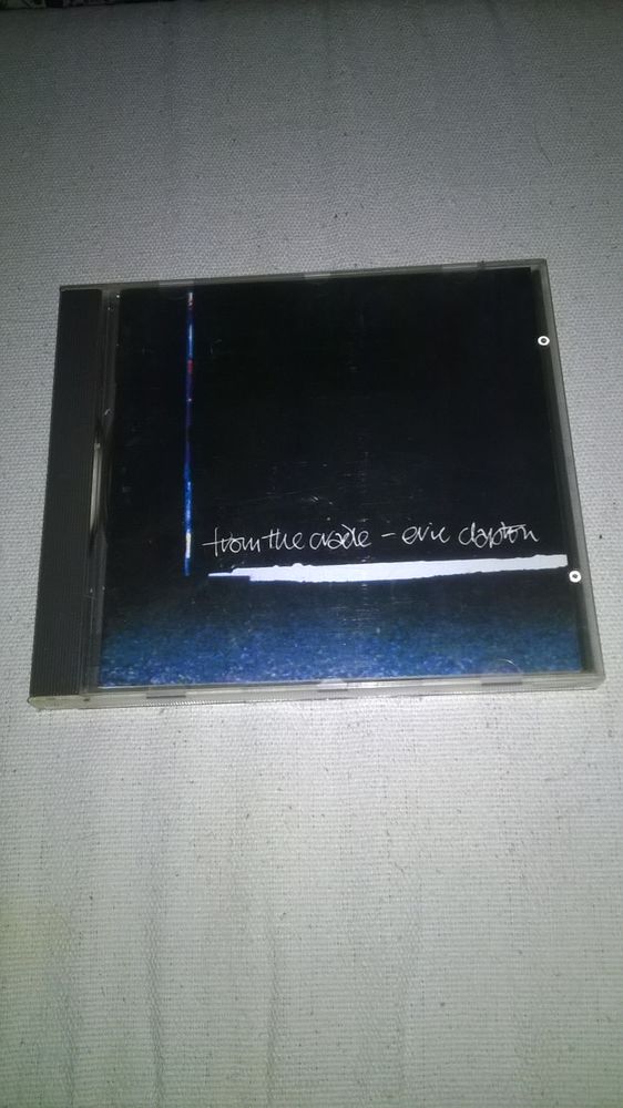 CD Eric Clapton
From The Cradle
1994
Excellent etat
Blue 3 Talange (57)