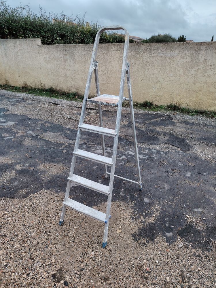 Escabeau aluminium 5 Marches 30 Saint-Jean-de-Fos (34)