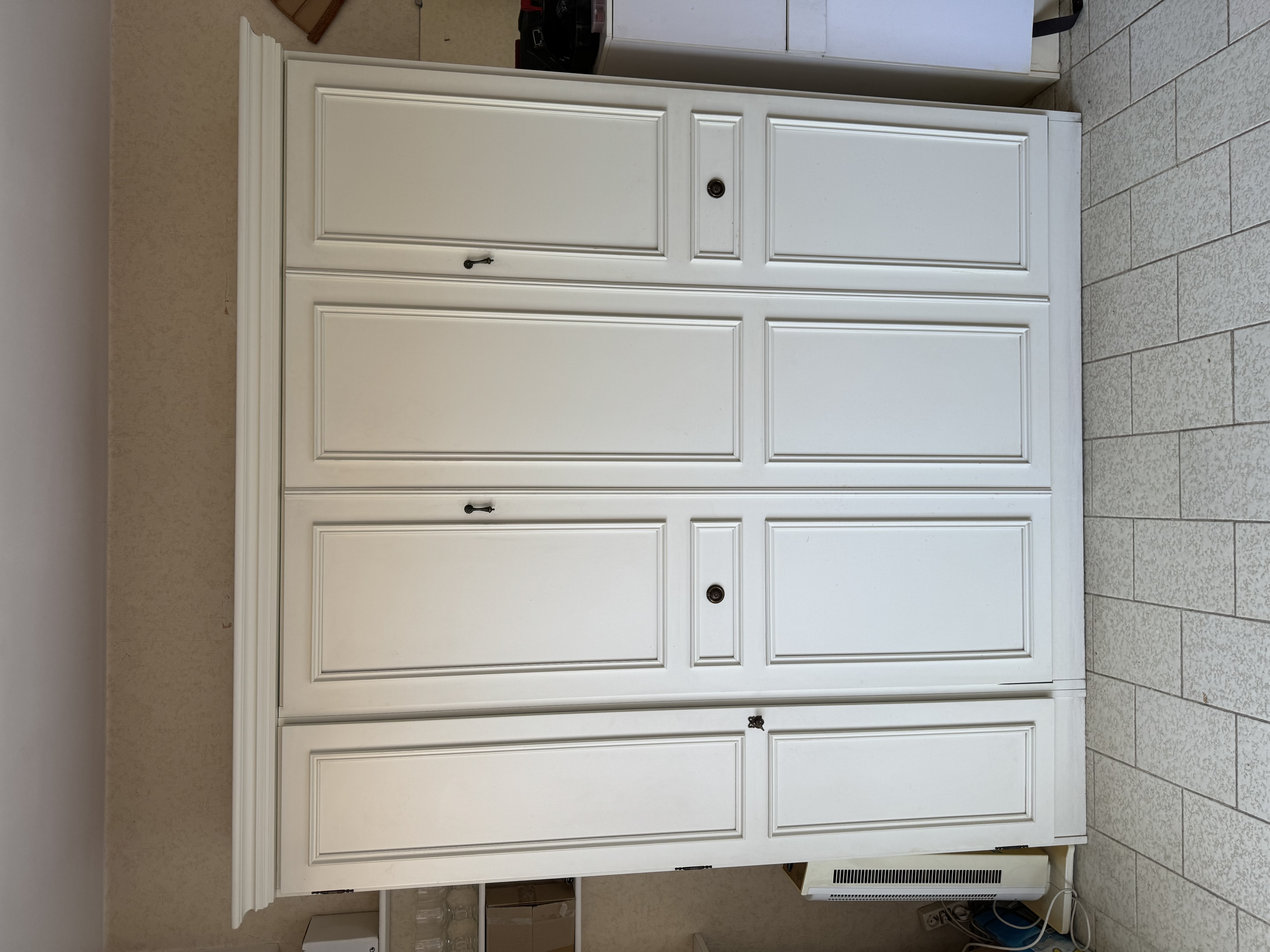 Lit escamotable / armoire 450 Saint-Laurent-du-Var (06)