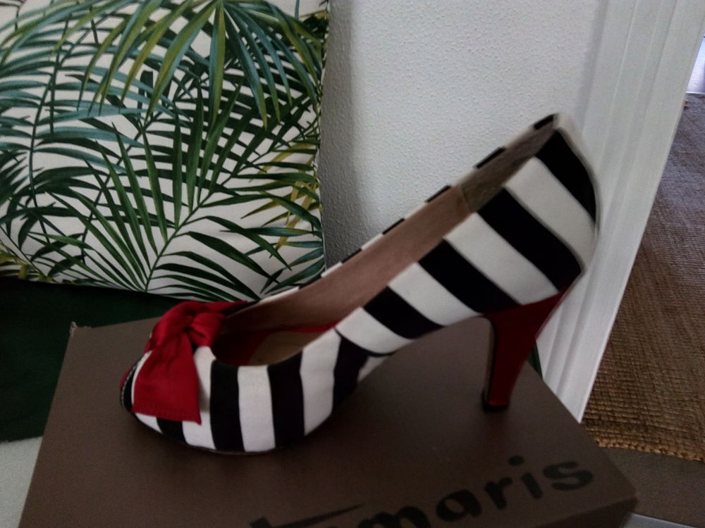 Escarpin femme - taille 39
48 Lyon 3 (69)