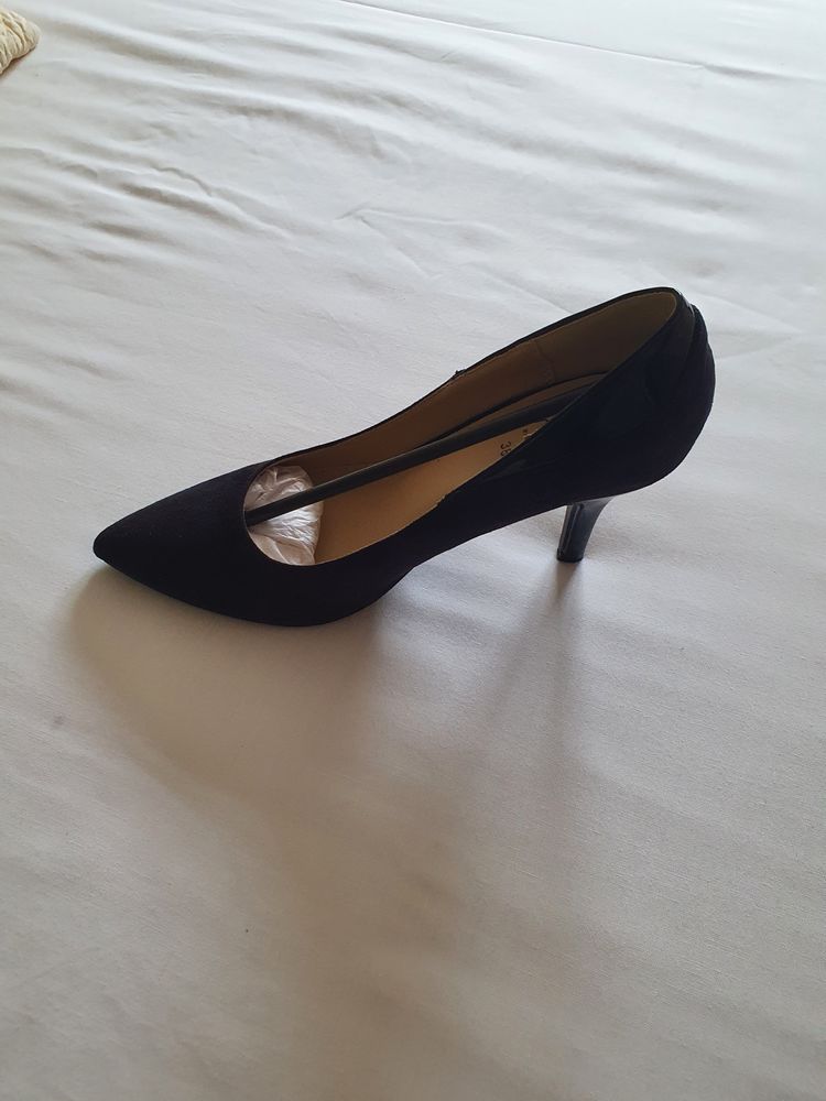 Escarpin noir 20 Aups (83)