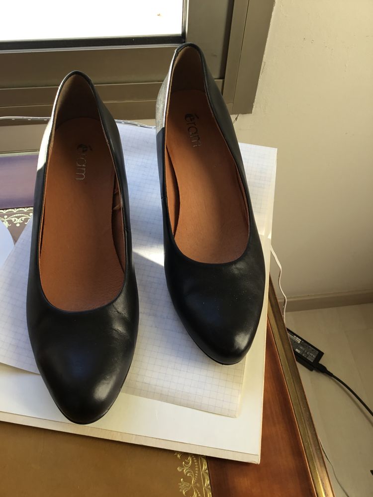 Escarpin noir 30 Le Perreux-sur-Marne (94)