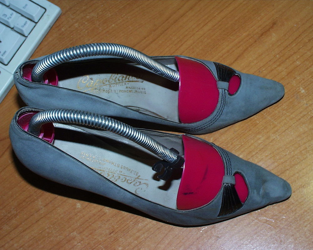 Escarpins ann�es 1950 Cappobianco 32 Faubourg Saint Honor� 10 Roquefort-les-Pins (06)