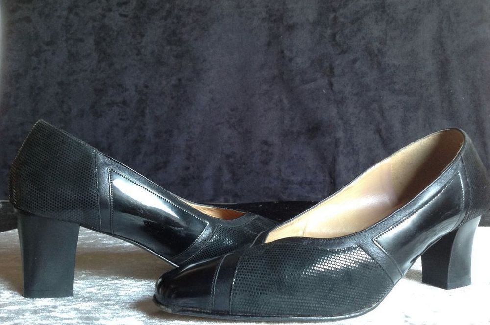 ESCARPINS CORINE TOUT CUIR V�RITABLE NOIR VERNIS Envoi Possi 15 Tr�gunc (29)