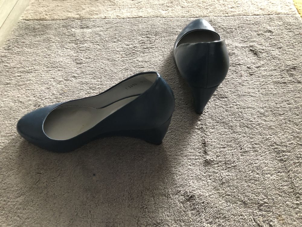 Escarpins en cuir compens�s SERGIO ROSSI, pointure 37,5 85 Paris 15 (75)