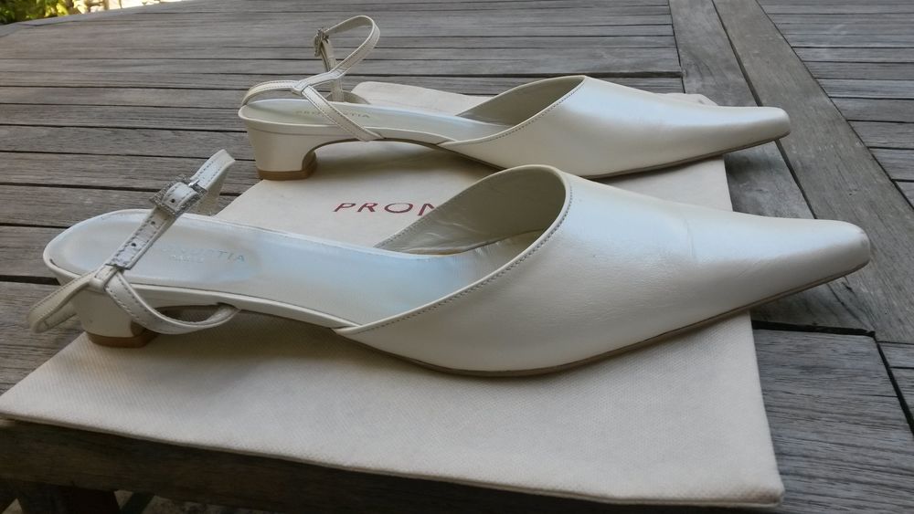 Escarpins en cuir ivoire - petits talons - taille 42 20 Rueil-Malmaison (92)