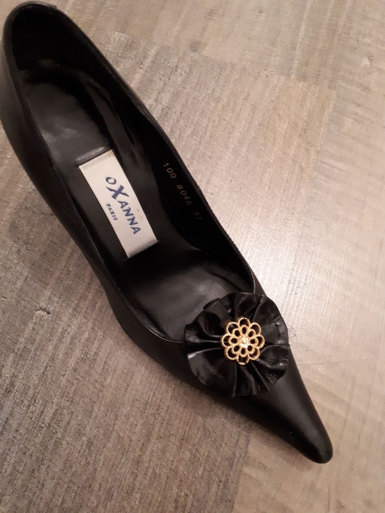 ESCARPINS CUIR NOIR 15 Versailles (78)