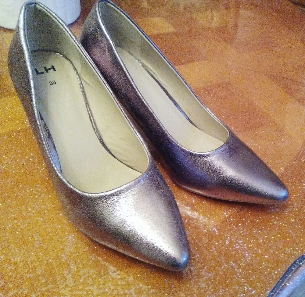 ESCARPINS CUIR 15 Le Chambon-Feugerolles (42)