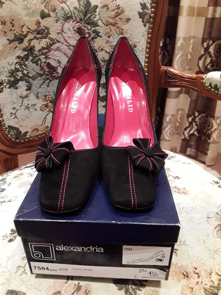 Escarpins  en daim  noir 45 Pons (17)