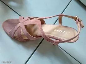 Escarpins femme neufs
25 Champagne-sur-Seine (77)