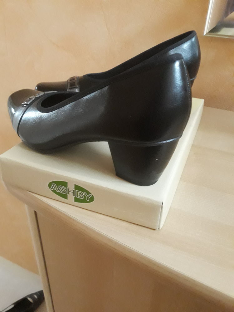 Escarpins femme 20 Verneuil-sur-Seine (78)