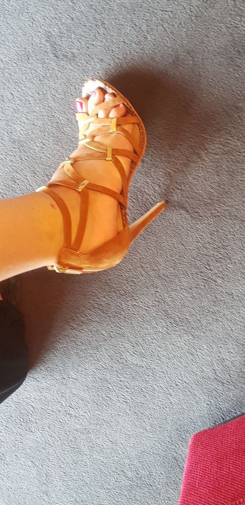 D'escarpins marron 30 Drancy (93)