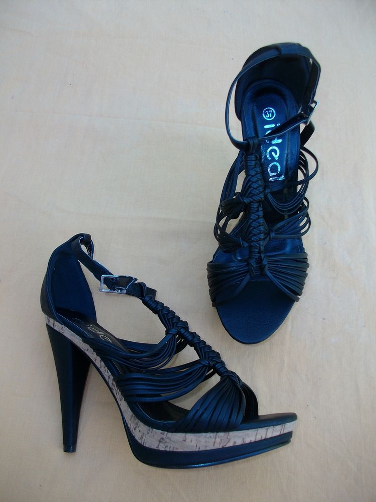 Escarpins Noir � talons de 11 cm pt 37-neuf 15 Bouxwiller (67)