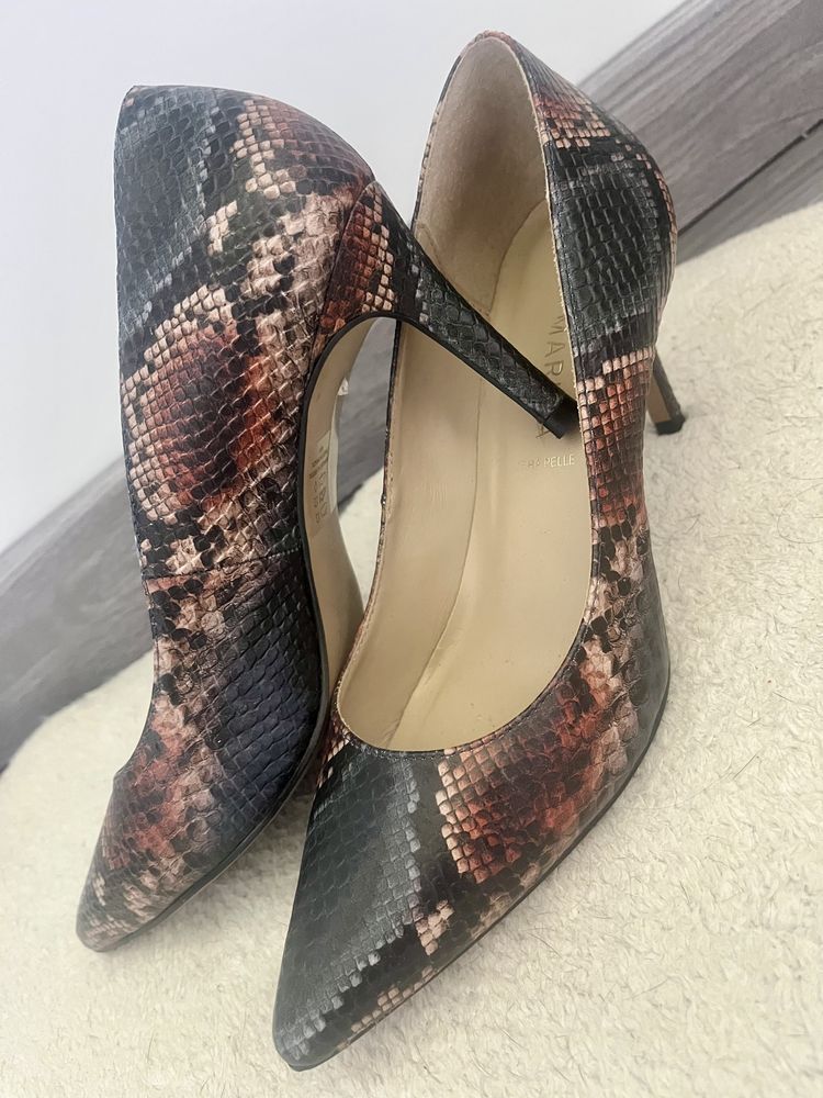 Escarpins python san marina cuir v�ritable  T.37 25 Montpezat (30)