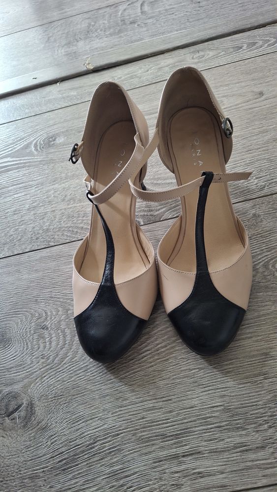 Escarpins Salom� 9 Poitiers (86)