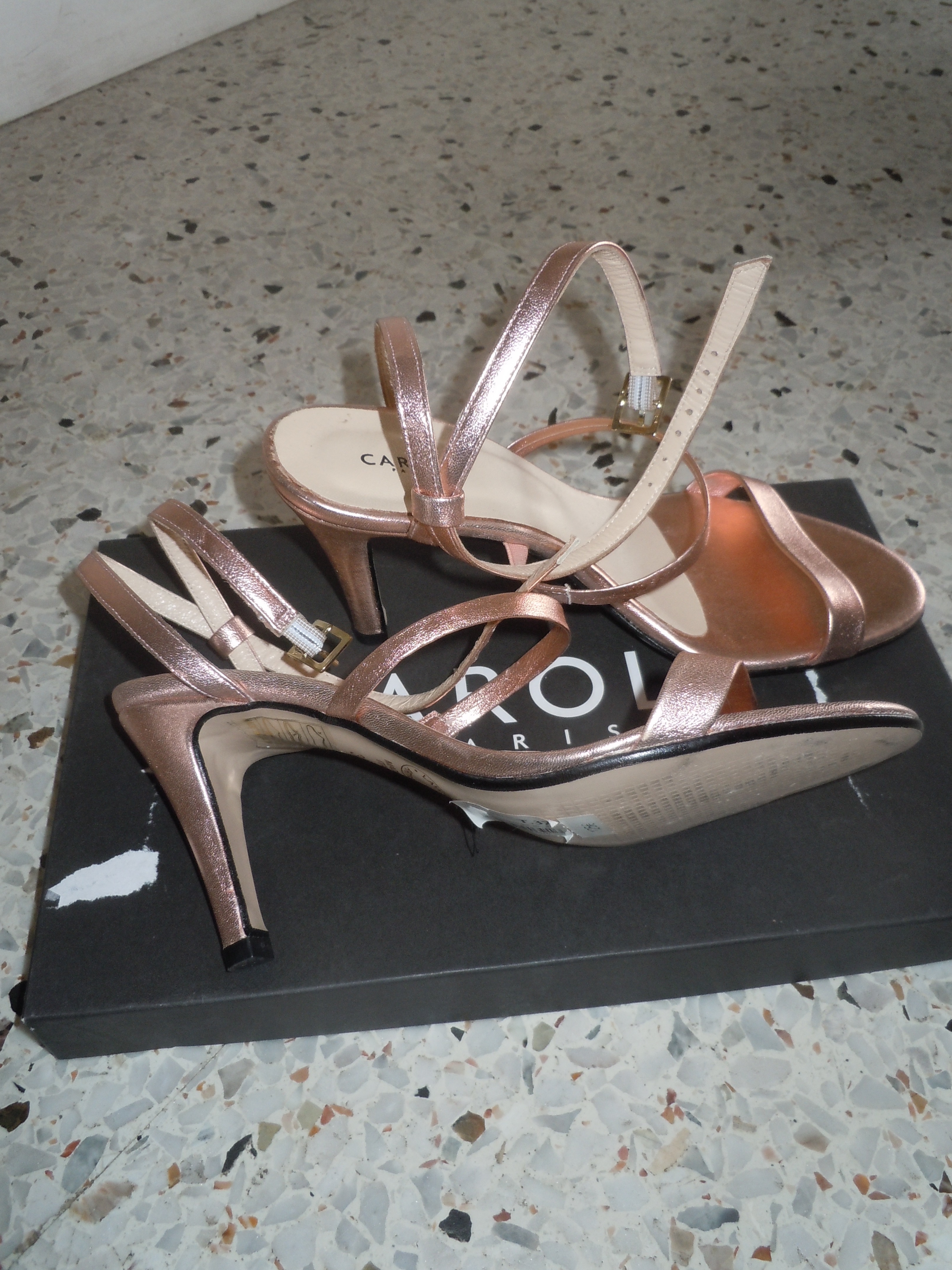 Escarpins  Sonia  - Caroll Taille 37 Neuves Rose/Dor� 40 Antibes (06)