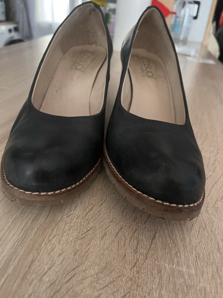 ESCARPINS taille 41 35 Saint-�gr�ve (38)