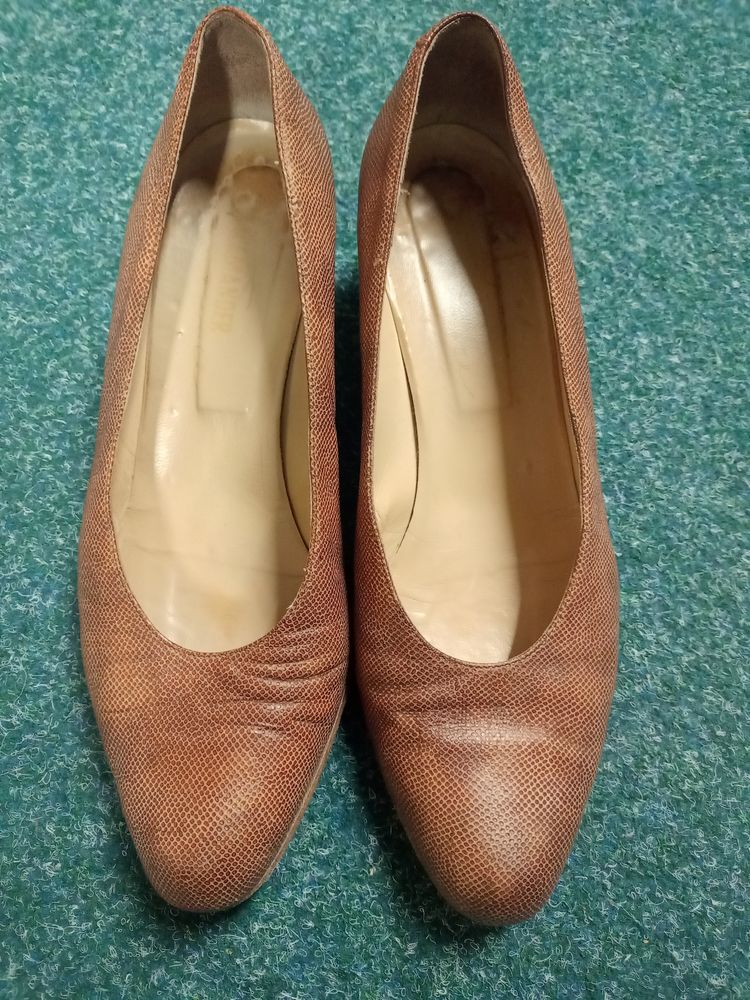 Escarpins tout cuir pointure 40 10 Soucy (89)