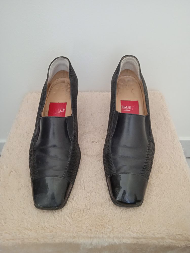 Escarpins 10 Andr�zieux-Bouth�on (42)