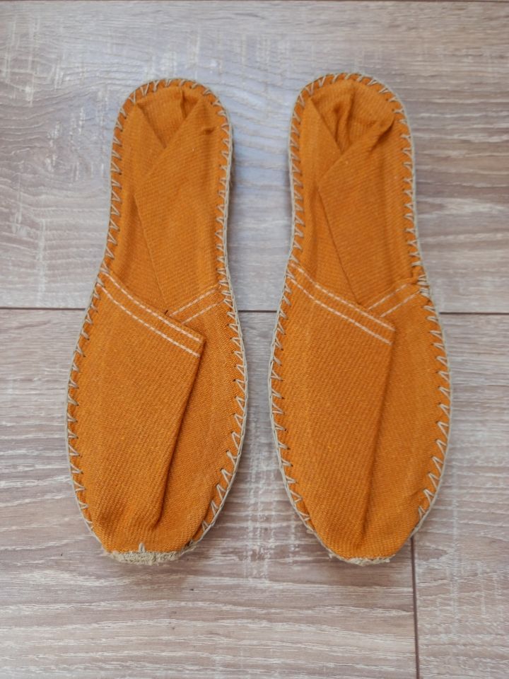 Espadrille neuve moutarde taille 37 11 Villiers (86)