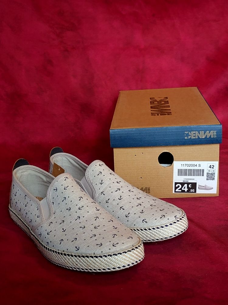 Espadrilles pointure 42 neuves avec �tiquettes 20 Avermes (03)