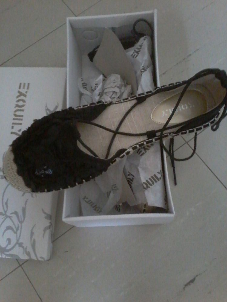 Espadrilles semelles �paisse petit  talon neuve emballage 20 Tourcoing (59)