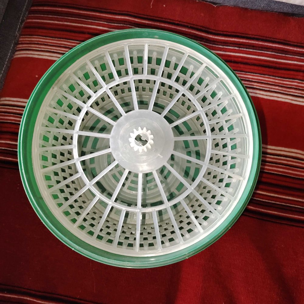 Essoreuse �   salade 4 Toudon (06)