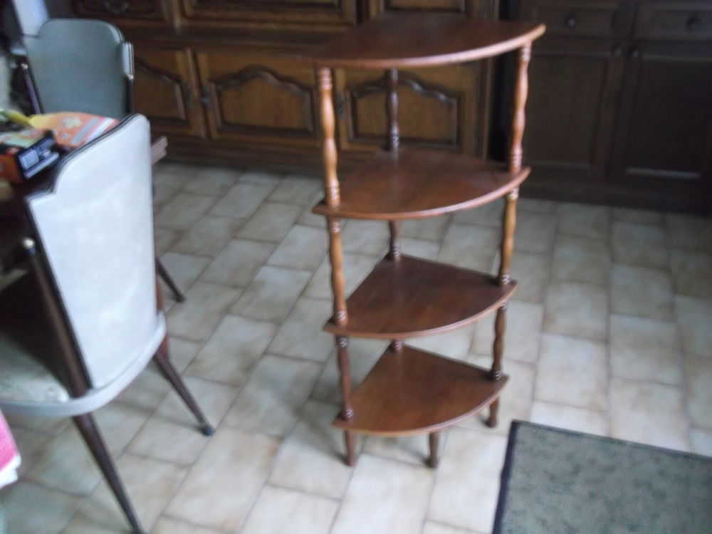 �tag�re d angle 15 Mauz�-sur-le-Mignon (79)