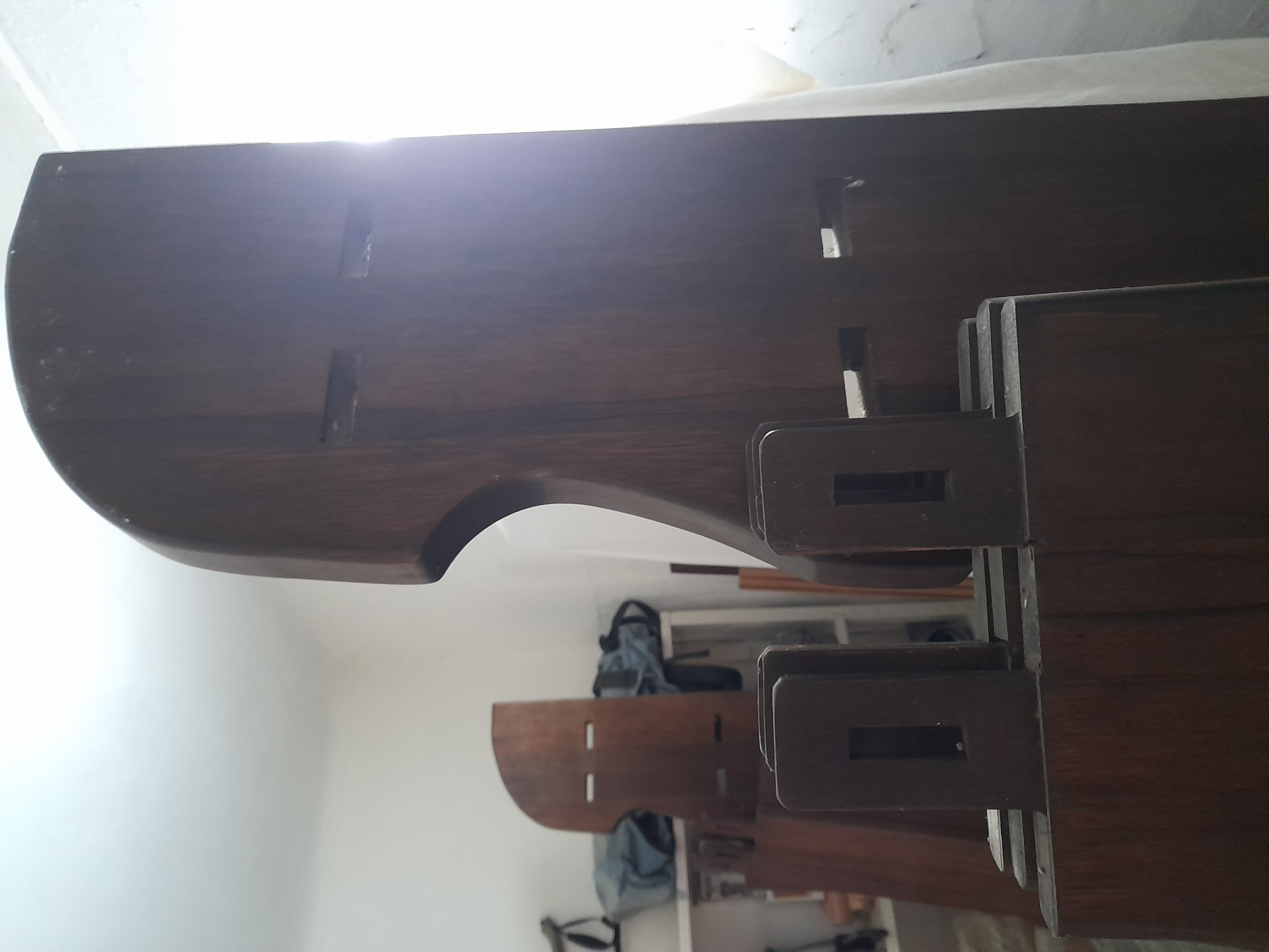 �tag�re bois massif 70 Falicon (06)