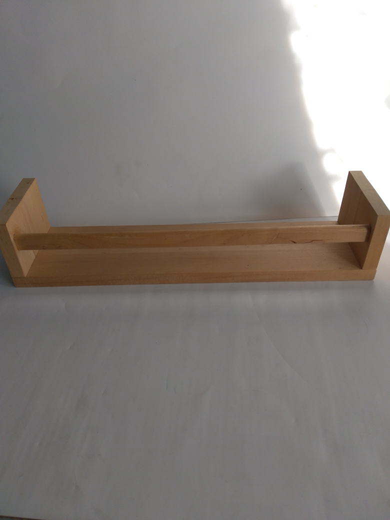 �tag�re en bois 10 Calais (62)