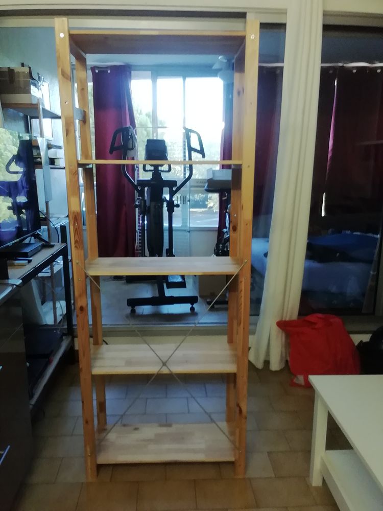 �tag�re en bois 30 La Grande-Motte (34)