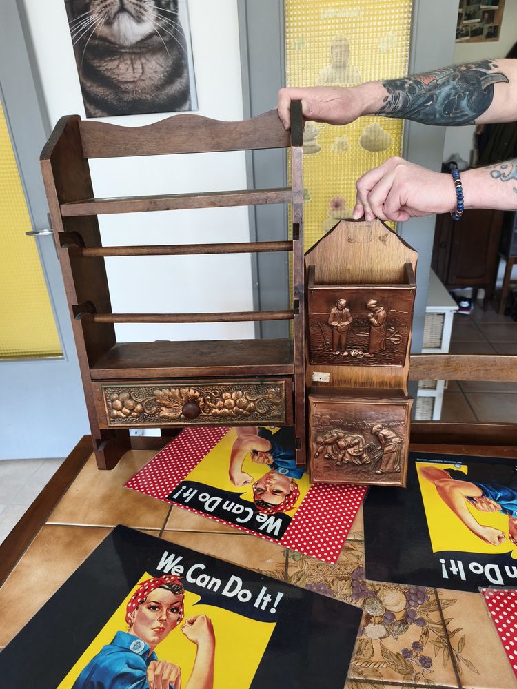 Le lot �tag�re+ boite � cl� 20 Angy (60)