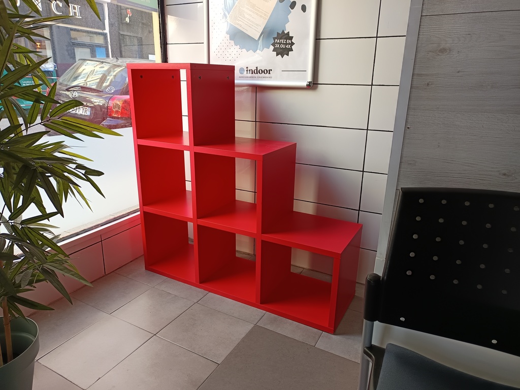 �tag�re Escalier Rouge 6 Cubes 30 Nice (06)