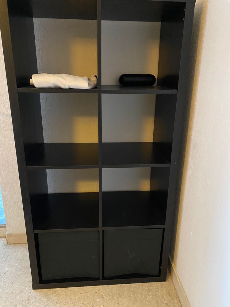 Etag�re IKEA noire 30 Montpellier (34)