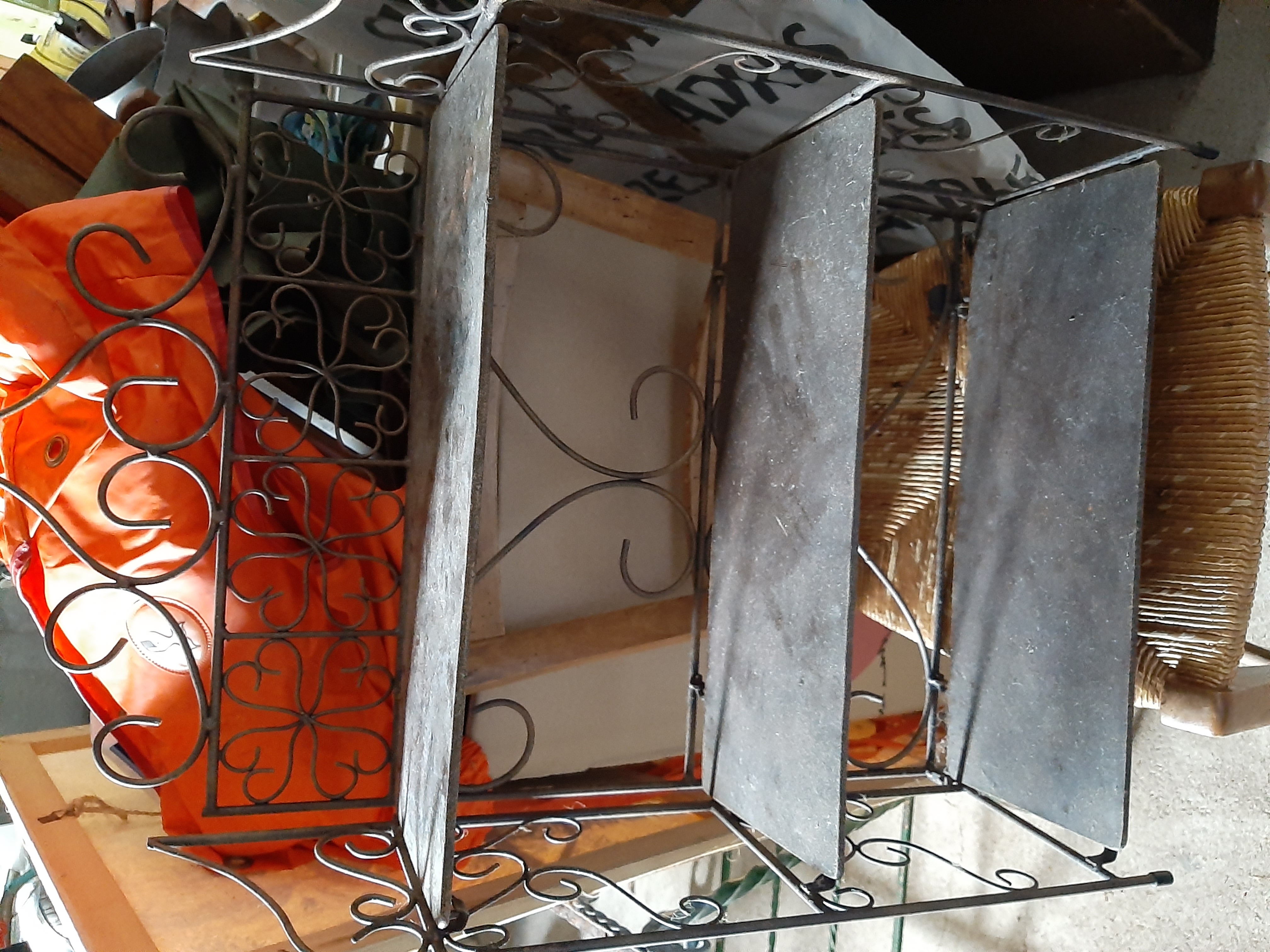 �tag�re m�tal 30 Bourgueil (37)