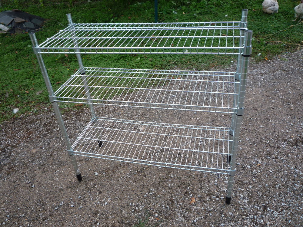 Etag�re m�tallique
35 Castres (81)