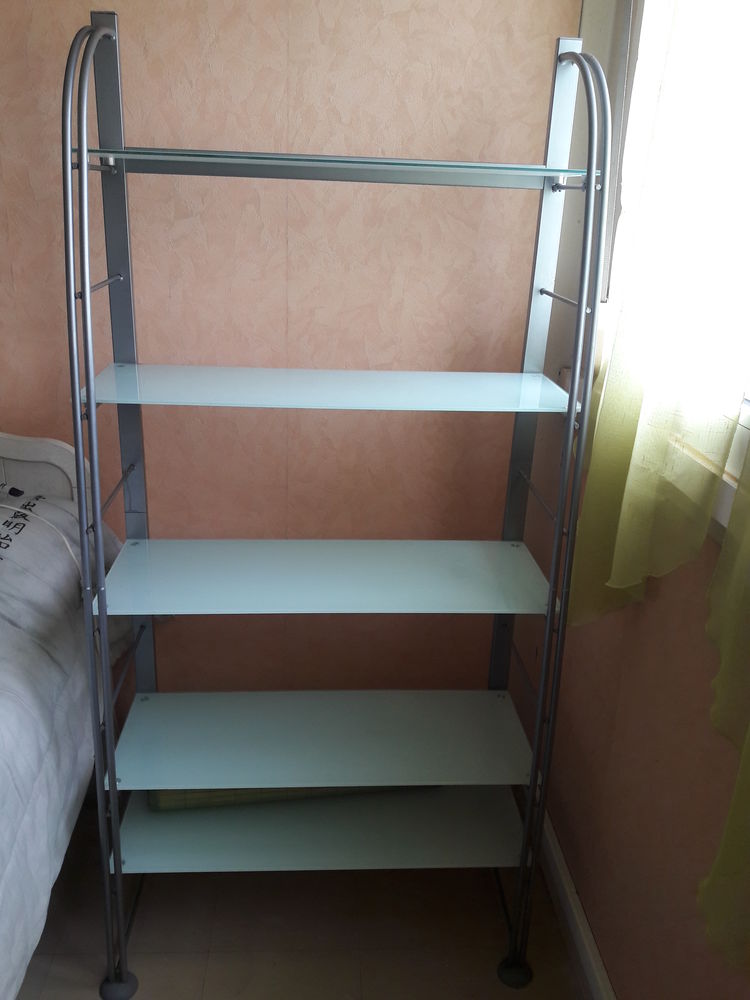 �tag�re modulable en verre tremp�, structure m�tal 90 Vitry-sur-Seine (94)