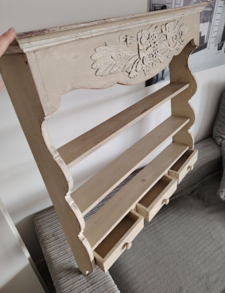 �tag�re murale bois d�cor sculpt� 35 Mont�vrain (77)