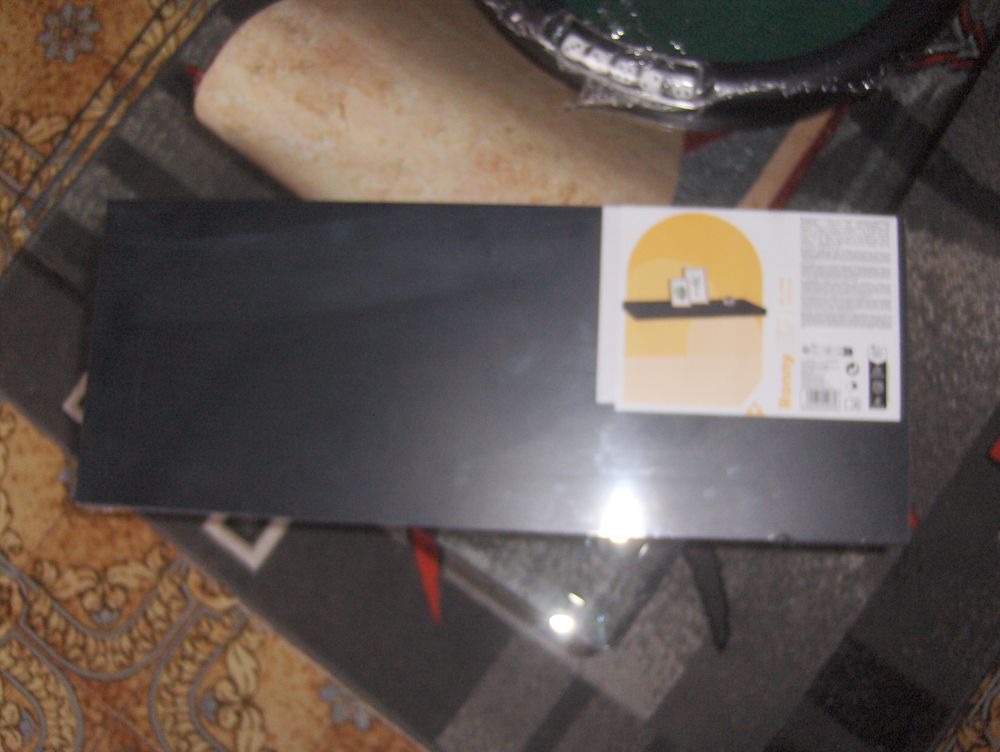 �tag�re murale rectangulaire bois noir marque Ronny 3 Sauchy-Cauchy (62)