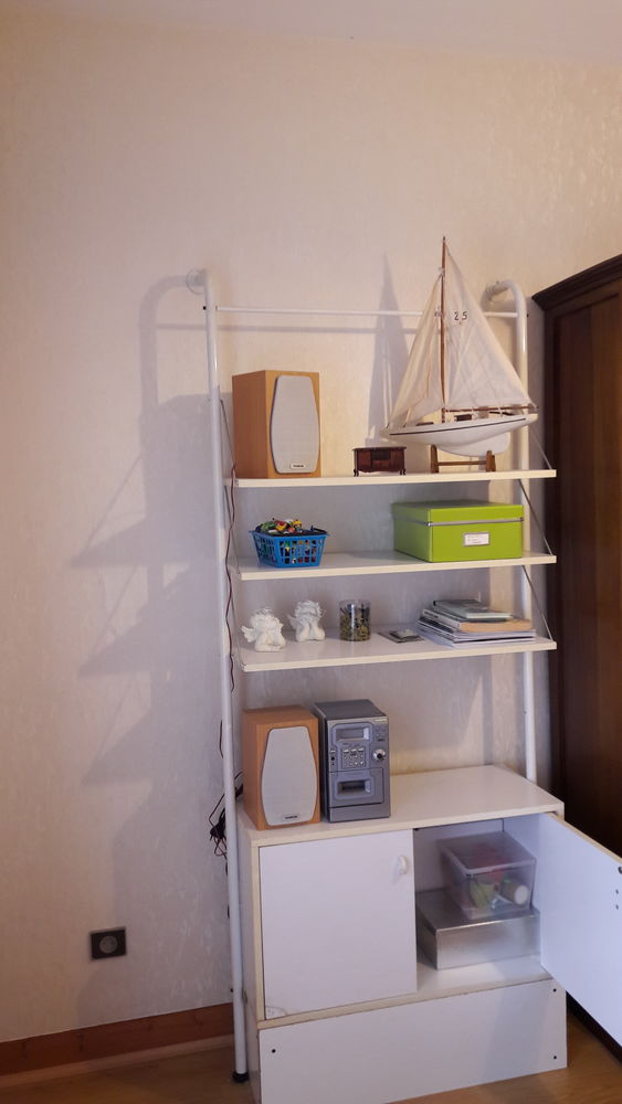 �tag�re murale et sur socle blanche 15 Orl�ans (45)