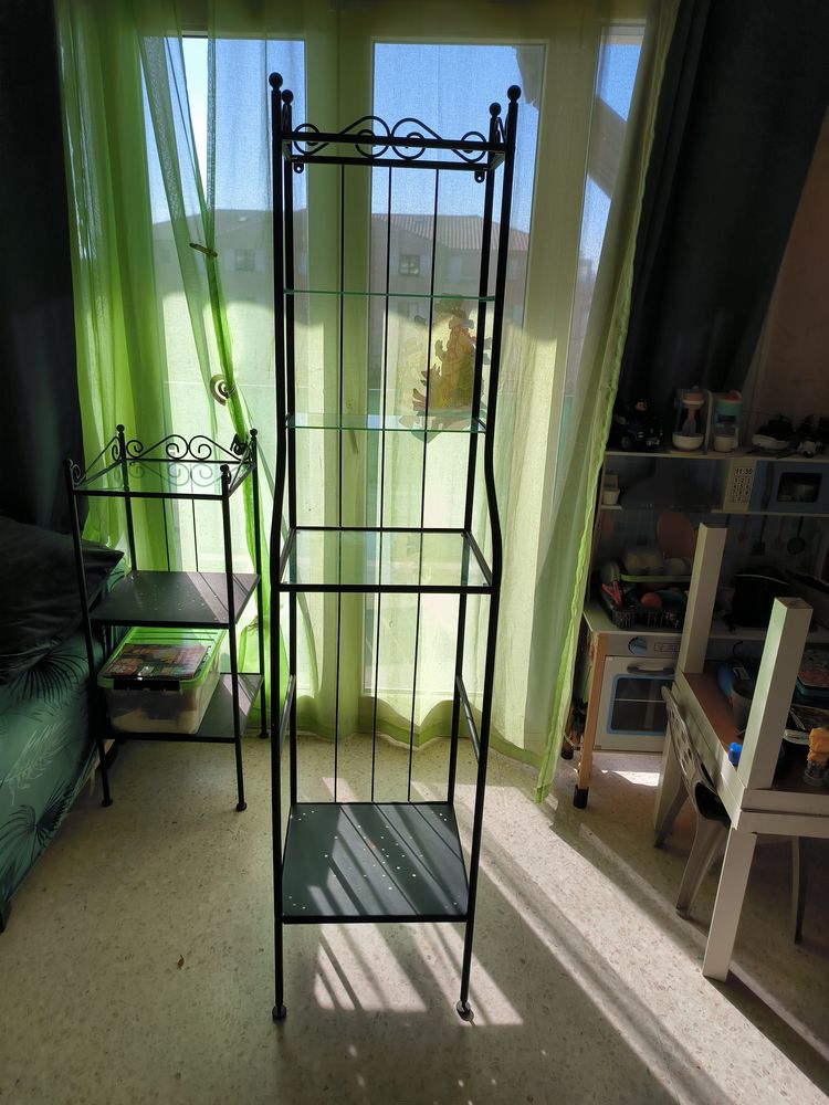 �tag�re porte plantes 0 La Valette-du-Var (83)