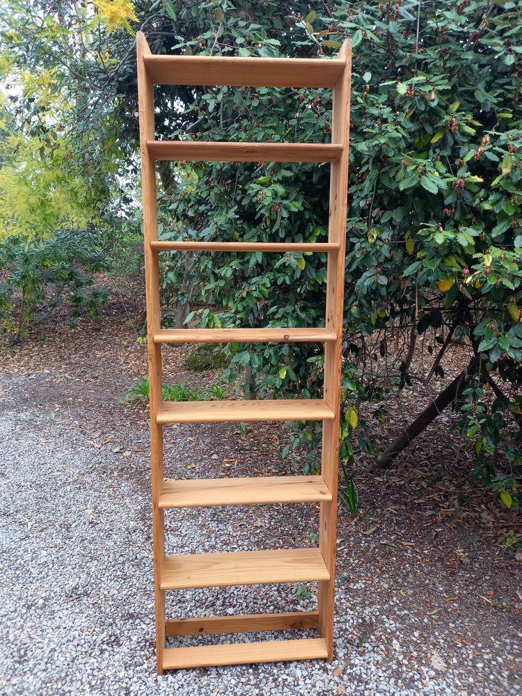 Etagere en sapin brut 50 Roquefort-les-Pins (06)