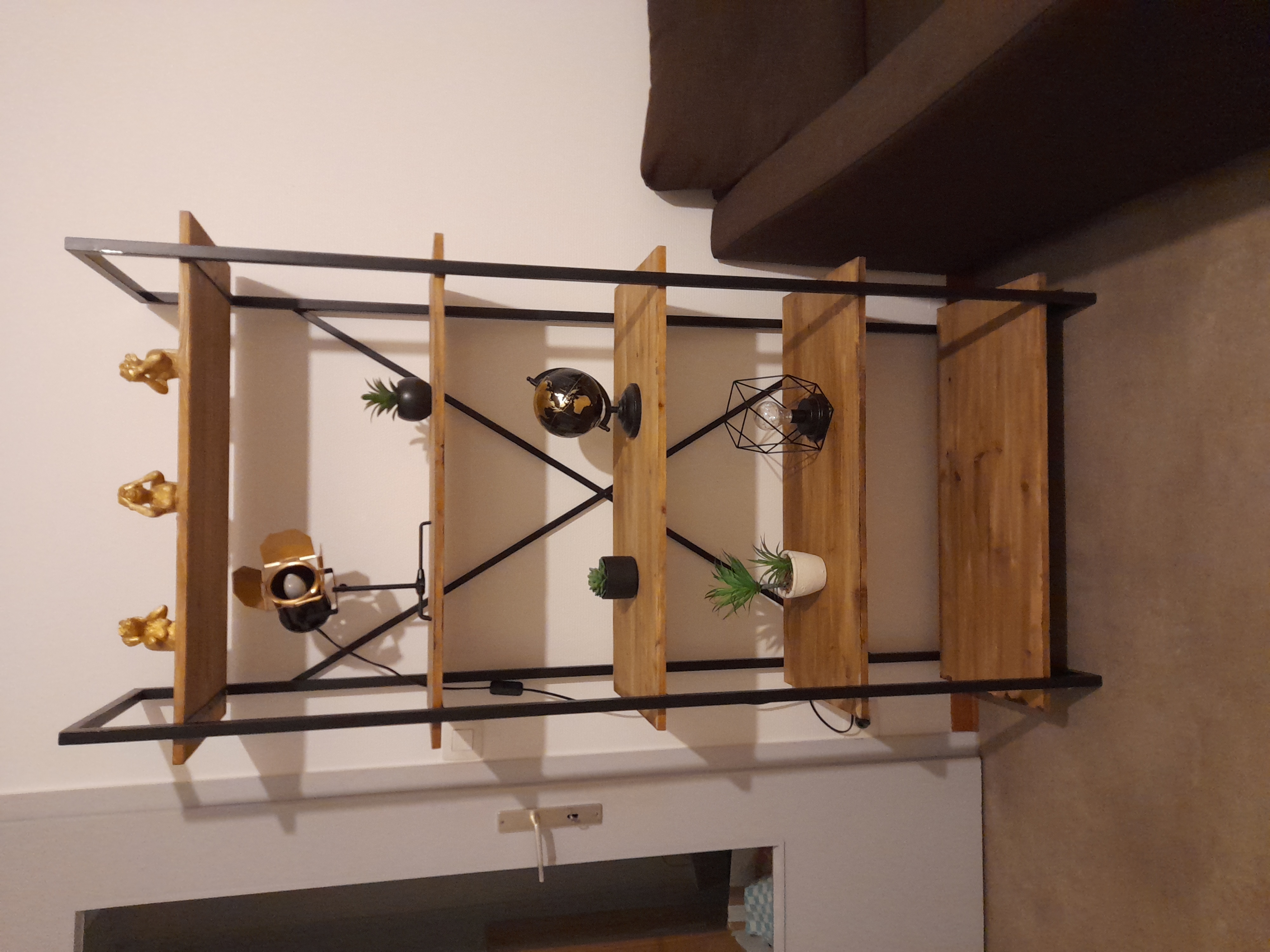 �tag�re style industriel 70 Brumath (67)