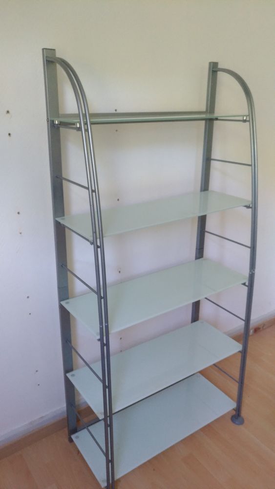 Etag�re  v�ro / m�tal 50 Roubaix (59)