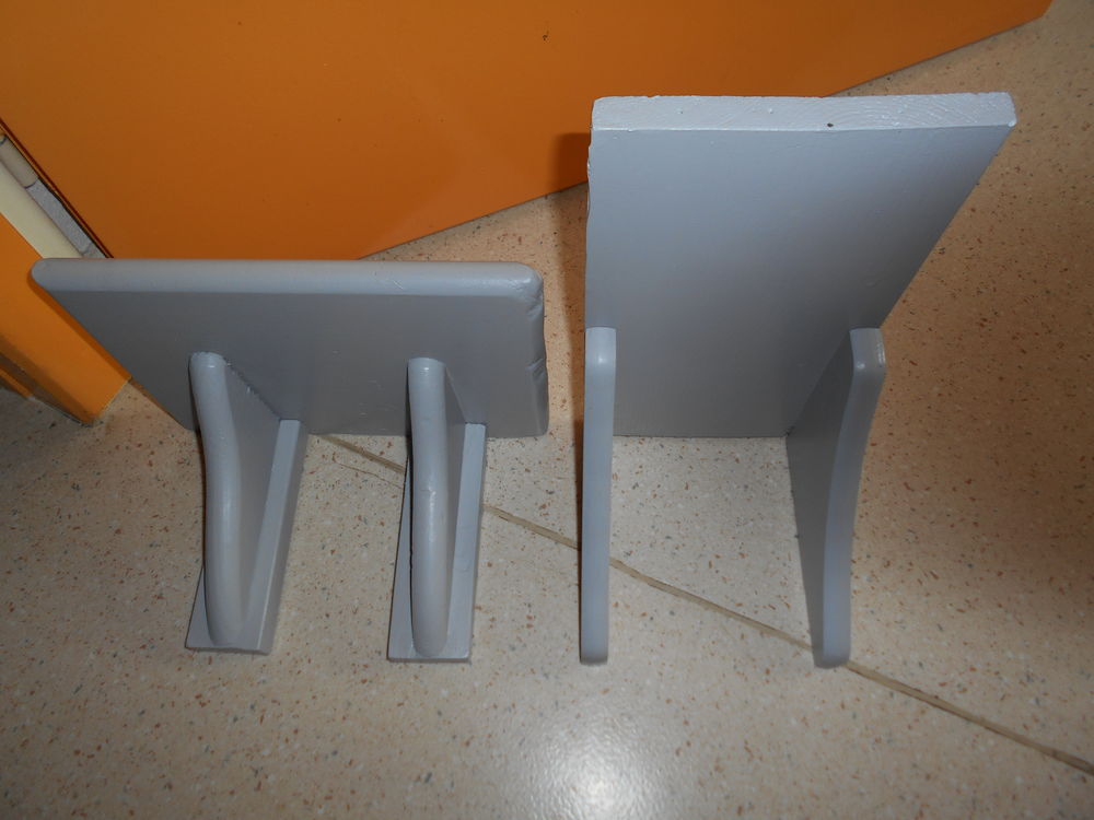 Etag�res murale en bois (2 mod�les) 5 �chenoz-la-M�line (70)