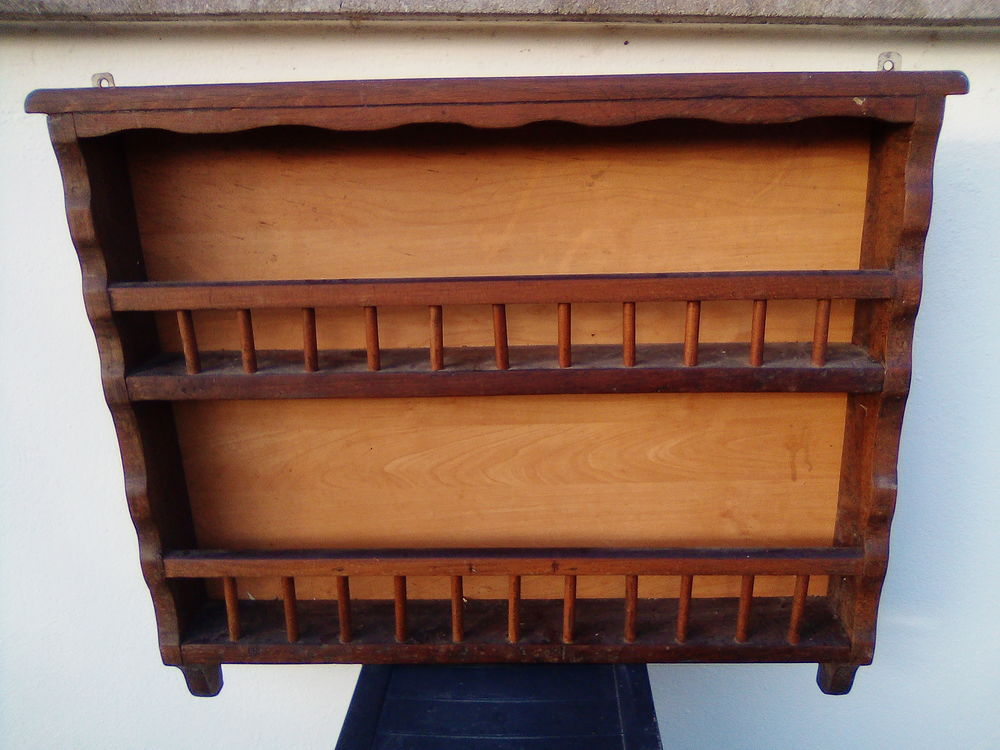 Etageres pour objets decoration 30 Allez-et-Cazeneuve (47)