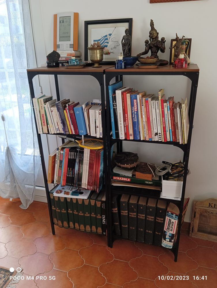  LOT ETAGERES 150 Hy�res (83)