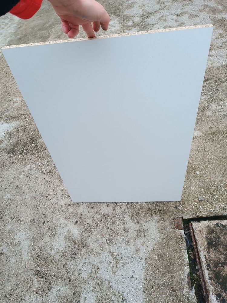 3 �tag�res 8 Chelles (77)